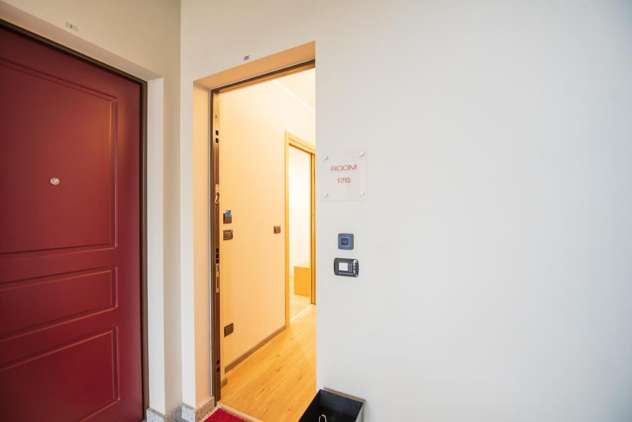 Room 176, Alba Town المظهر الخارجي الصورة